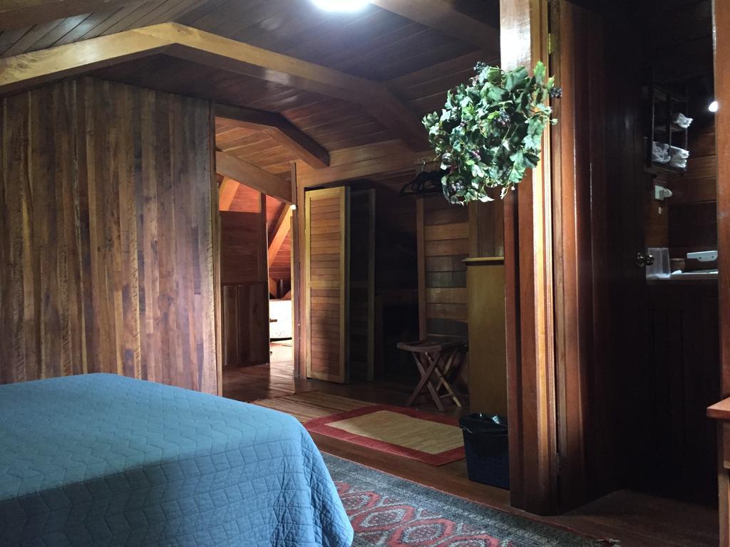 Chalet Nicholas Bed & Breakfast Нуево Аренал Екстериор снимка